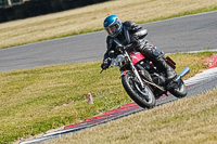 cadwell-park;cadwell-park-photographs;cadwell-trackday-photographs;enduro-digital-images;event-digital-images;eventdigitalimages;peter-wileman-photography;racing-digital-images;trackday-digital-images;trackday-photos